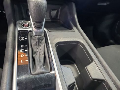 Used 2025 Nissan Sentra SV FWD image 24