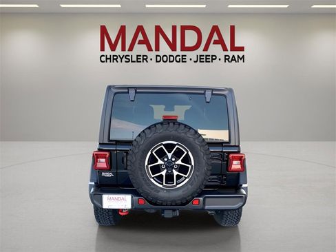 Used 2024 Jeep Wrangler Unlimited Rubicon image 7