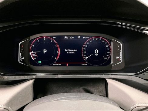 Used 2022 Volkswagen Taos SEL image 24