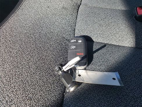 New 2026 RAM ProMaster 3500 w/ Convenience Group image 27