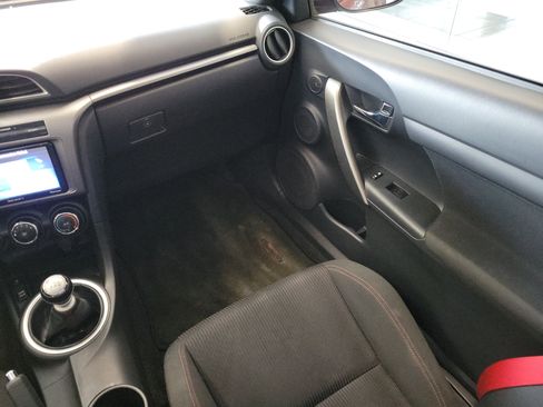 Used 2016 Scion tC 10 Series image 18