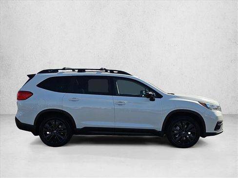 Used 2022 Subaru Ascent Onyx Edition AWD/4WD image 4