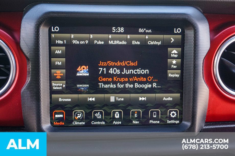 Used 2021 Jeep Wrangler Unlimited Rubicon w/ Dual Top Group AWD/4WD image 40
