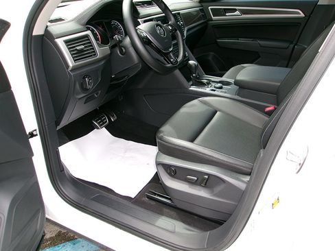 Used 2019 Volkswagen Atlas SE w/ Panoramic Sunroof Package AWD/4WD image 19
