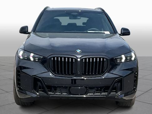 New 2026 BMW X5 xDrive40i w/ M Sport Package AWD/4WD image 3