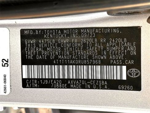 Used 2024 Toyota Camry SE w/ Convenience Package image 32