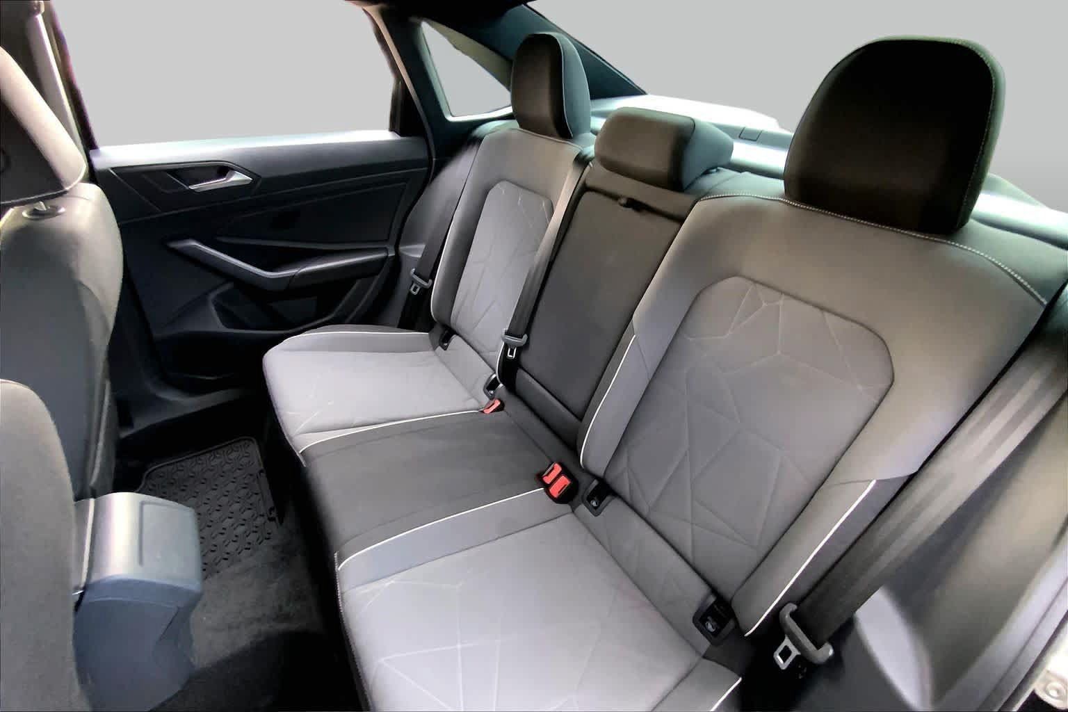 Used 2026 Volkswagen Jetta Sport FWD image 20