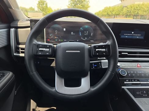 Used 2024 Hyundai Santa Fe Limited FWD image 22