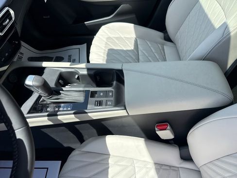 New 2026 Nissan Sentra SL FWD image 26