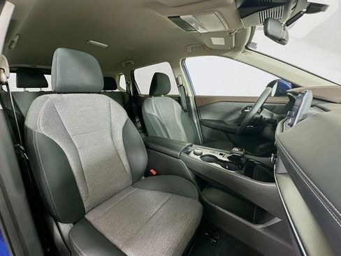 Certified 2023 Nissan Rogue SV image 27