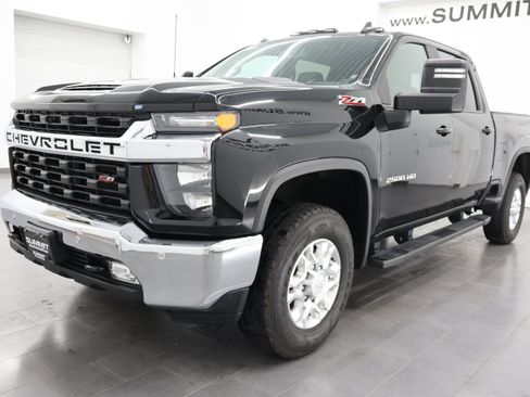 Used 2020 Chevrolet Silverado 2500 LT w/ All Star Edition AWD/4WD image 7