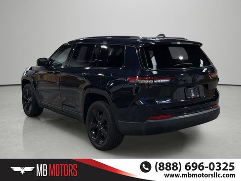Used 2024 Jeep Grand Cherokee L Limited w/ Black Appearance Package AWD/4WD image 3