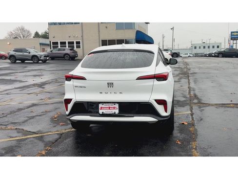 Certified 2025 Buick Envista Sport Touring image 7