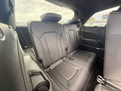 Used 2022 Audi Q7 2.0T Premium AWD/4WD image 22