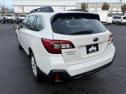 Used 2018 Subaru Outback 2.5i image 10