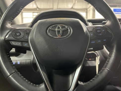 Used 2020 Toyota Camry SE FWD image 20