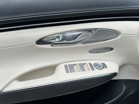 Used 2023 Genesis Electrified GV70 Prestige w/ Prestige Package image 12