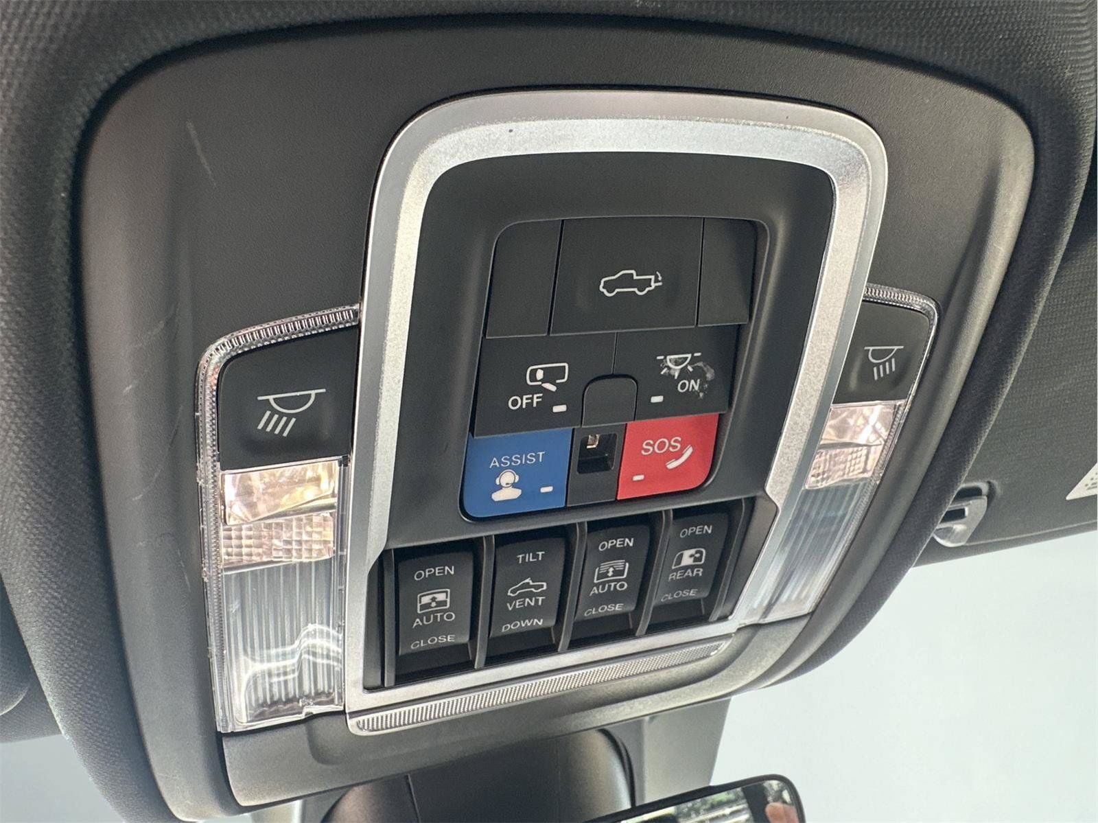 Used 2021 RAM 1500 Limited AWD/4WD image 23