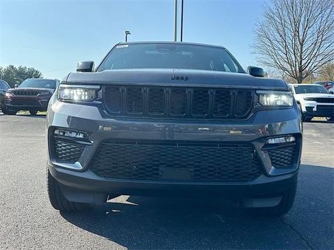 New 2025 Jeep Grand Cherokee Limited AWD/4WD image 27