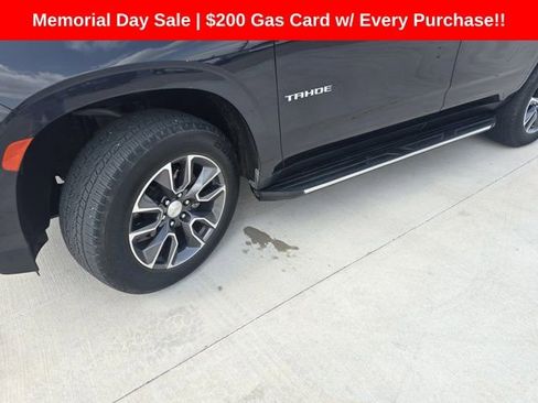Used 2022 Chevrolet Tahoe LT w/ LT Signature Package RWD image 9