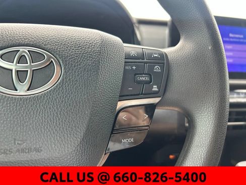 Used 2025 Toyota Camry LE FWD image 12