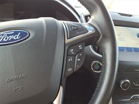 Certified 2020 Ford Edge SEL image 16