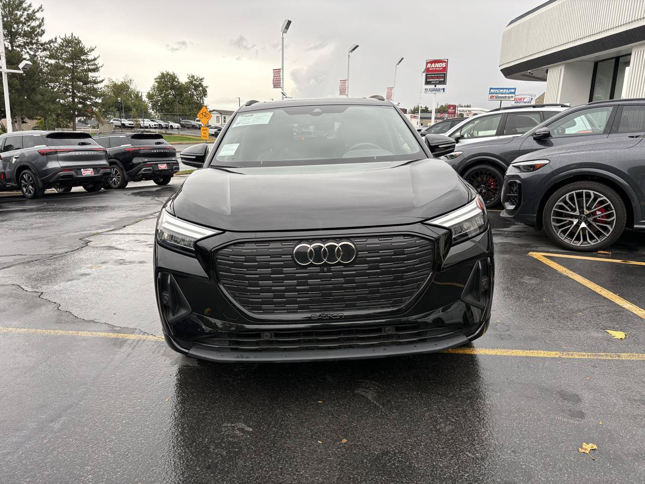 Used 2024 Audi Q4 e-tron Premium Plus w/ Premium Plus AWD/4WD image 10