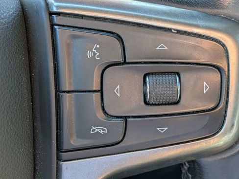 Used 2022 Chevrolet Silverado 1500 LT RWD image 24