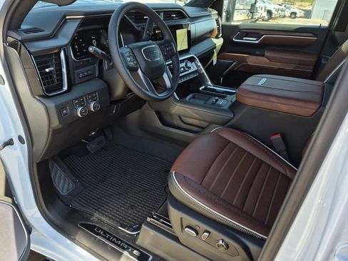 New 2026 GMC Sierra 2500 Denali Ultimate w/ Max Trailering Package image 8