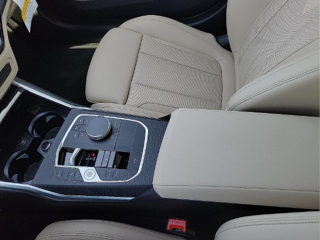 Used 2026 BMW 330i Sedan w/ Premium Package RWD image 30