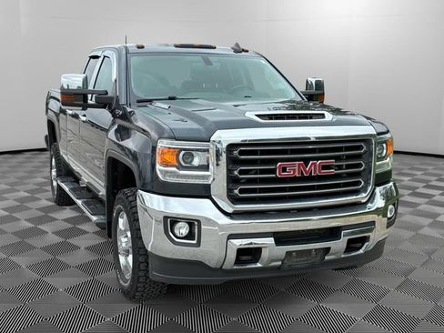 Used 2018 GMC Sierra 2500 SLT AWD/4WD image 7