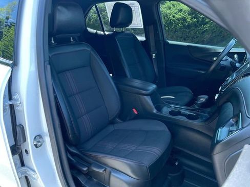 Used 2022 Chevrolet Equinox RS w/ LPO, Floor Liner Package AWD/4WD image 26