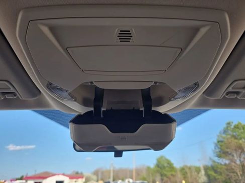 Used 2016 Ford Escape SE image 32