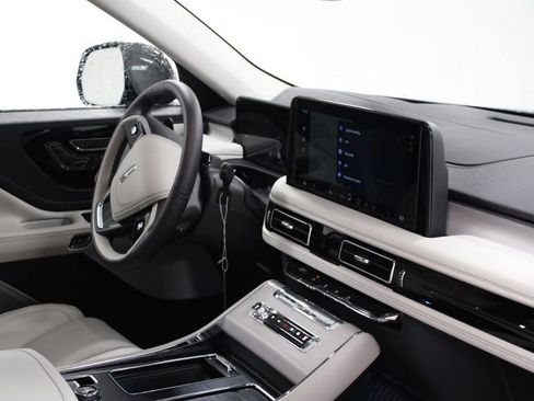 New 2026 Lincoln Aviator Reserve image 31