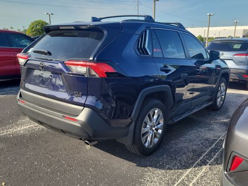 Used 2025 Toyota RAV4 XLE Premium w/ Weather Package FWD image 8