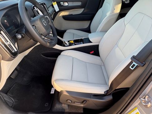 New 2026 Volvo XC40 B5 Plus w/ Protection Package Premier image 13