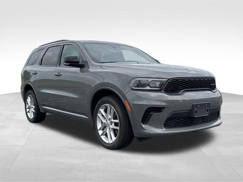 Used 2025 Dodge Durango GT AWD/4WD image 3