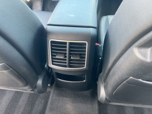 Certified 2025 Kia Sportage EX image 19