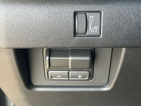 Used 2026 GMC Canyon Elevation RWD image 18