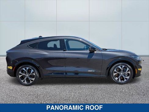 Certified 2022 Ford Mustang Mach-E Premium RWD image 6