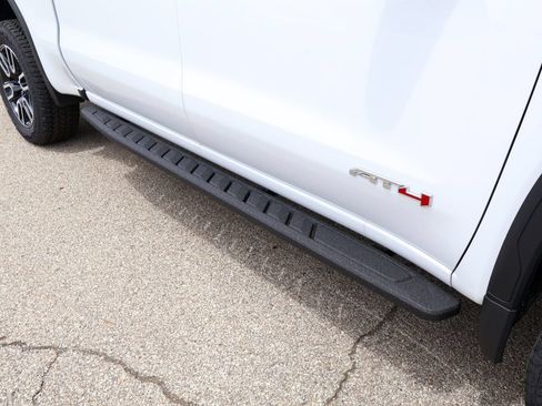 New 2026 GMC Sierra 1500 AT4 AWD/4WD image 7