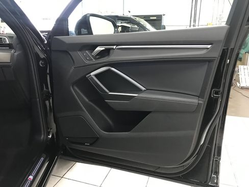 Used 2023 Audi Q3 2.0T Premium Plus w/ Premium Plus Package AWD/4WD image 13