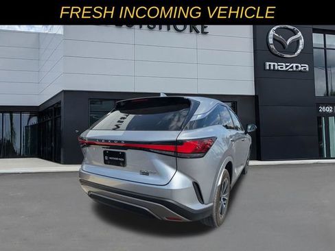 Used 2024 Lexus RX 350 FWD w/ Technology Package image 5