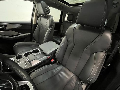 Certified 2024 Acura MDX SH-AWD w/ Technology Package image 11