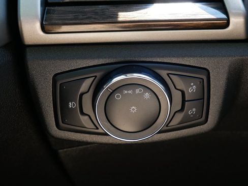 Used 2016 Ford Fusion SE w/ Equipment Group 202A FWD image 16