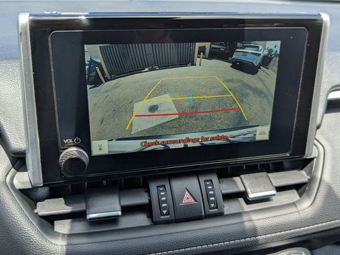 Used 2025 Toyota RAV4 XLE Premium FWD image 6