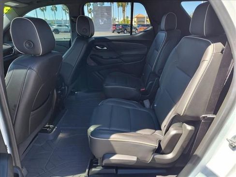 Certified 2023 Chevrolet Traverse Premier w/ LPO, Cargo Package FWD image 7
