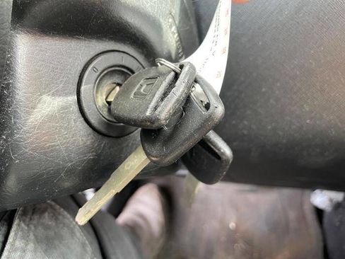 Used 2005 Honda CR-V EX image 46