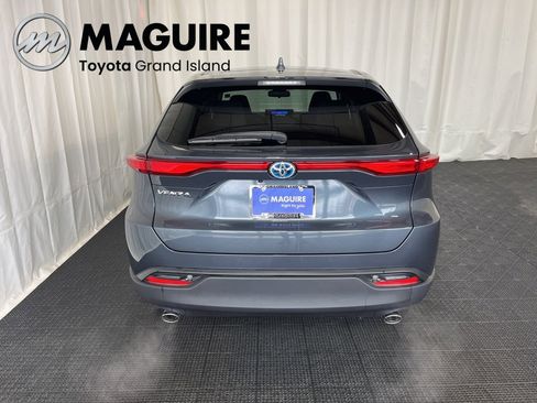 Used 2023 Toyota Venza LE image 27