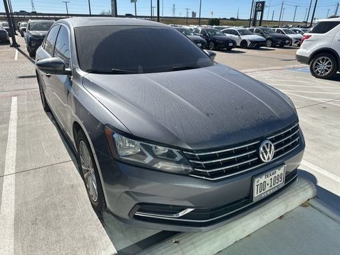 Used 2016 Volkswagen Passat 1.8T SE image 5